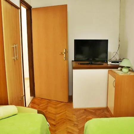Apartment Snijezana