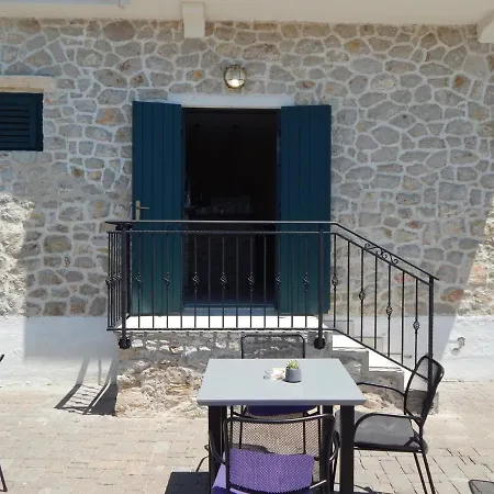 Snijezana Apartment *